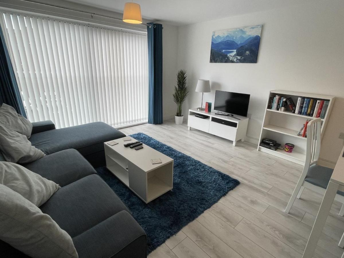 Superb 1 Bed - 3 Min To Tram - Free On Site Parking - Sleeps 3 Apartamento Manchester